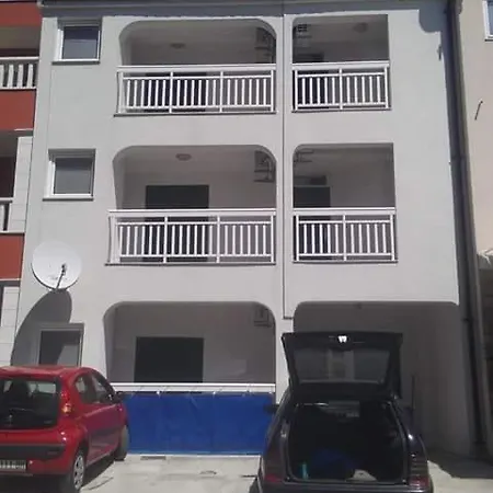 Apartmani/sobe Dodig Apartman